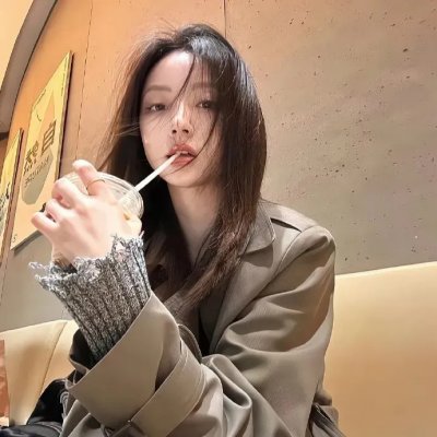 小小爱火花 海报